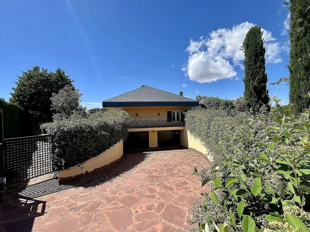 Jardin - Executive Villa with Pool in Ibi