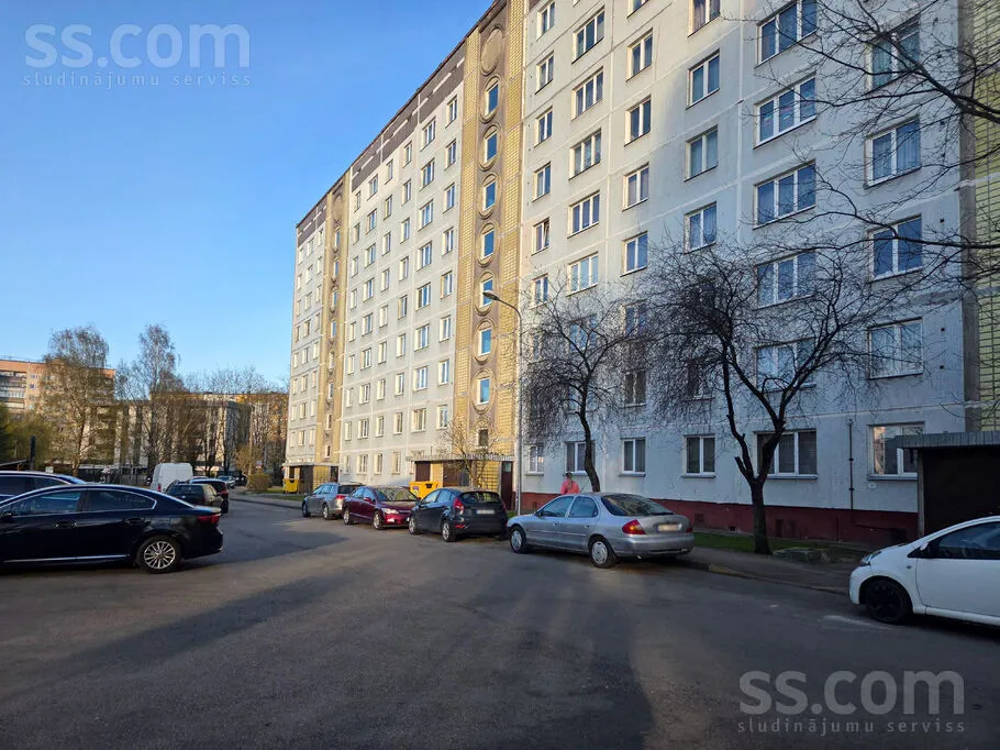Extérieur - Bright Three-Bedroom Flat in Pļavnieki, Riga