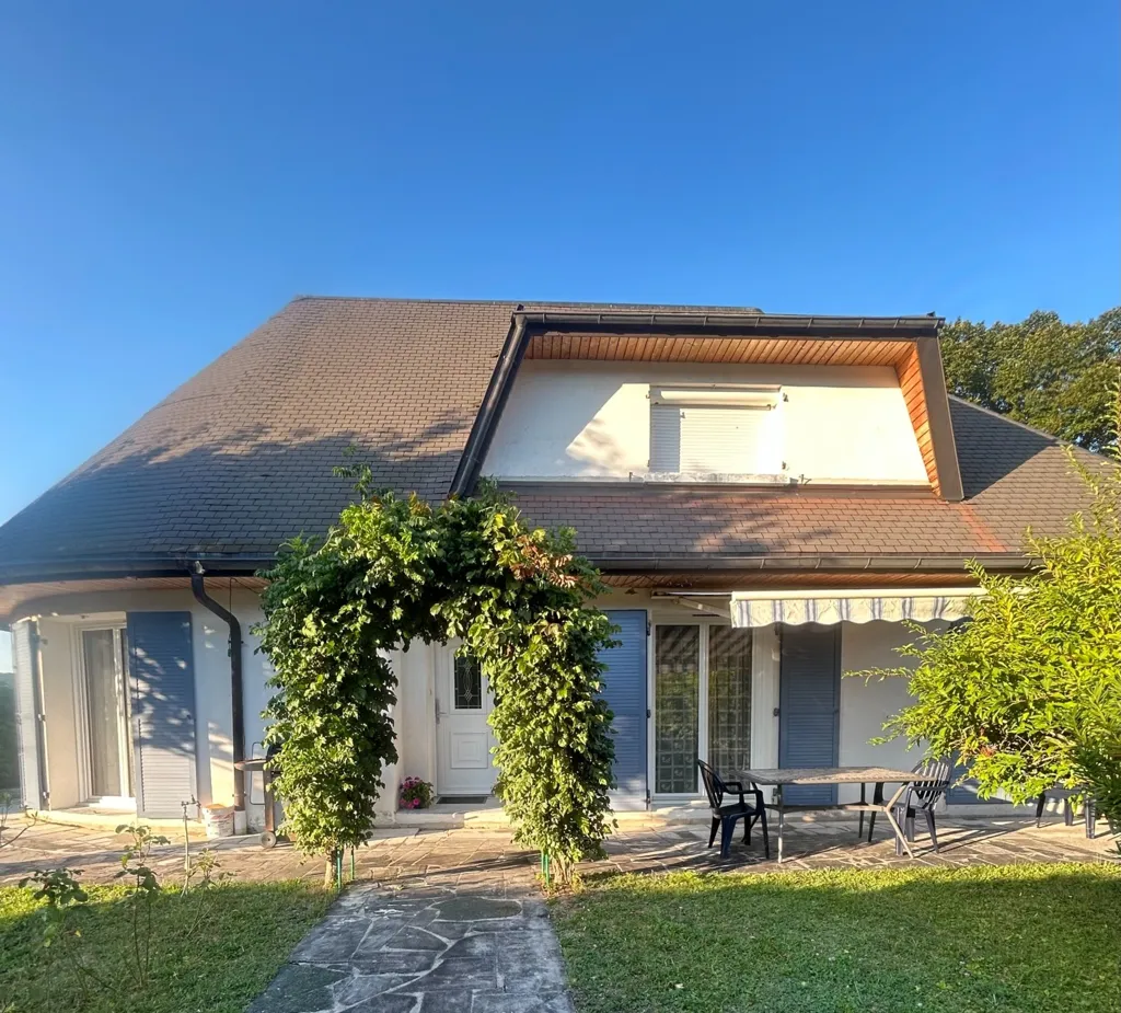Esterno - Architect House with Panoramic View in Lons-le-Saunier