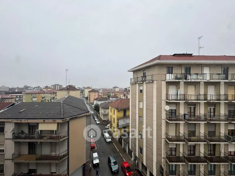 Balcon - Trilocale with Balcony in Vercelli