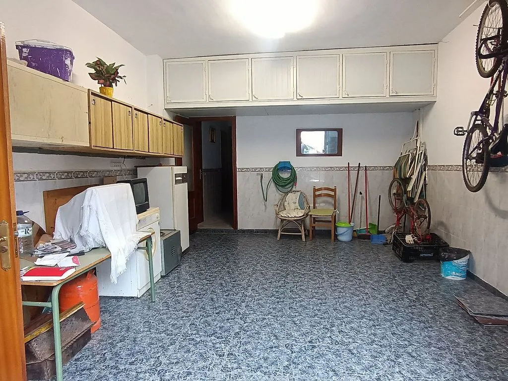 Lavanderia - Duplex Adosada with Terrace in Calle de Coria
