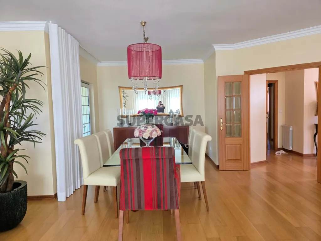 Salle à manger - Luxury Flat with Balcony in Quinta da Beloura