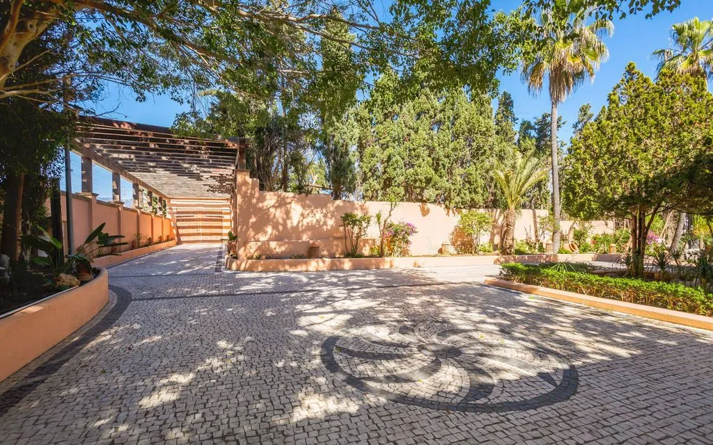 Extérieur - Beachfront Villa with Pool in Estepona