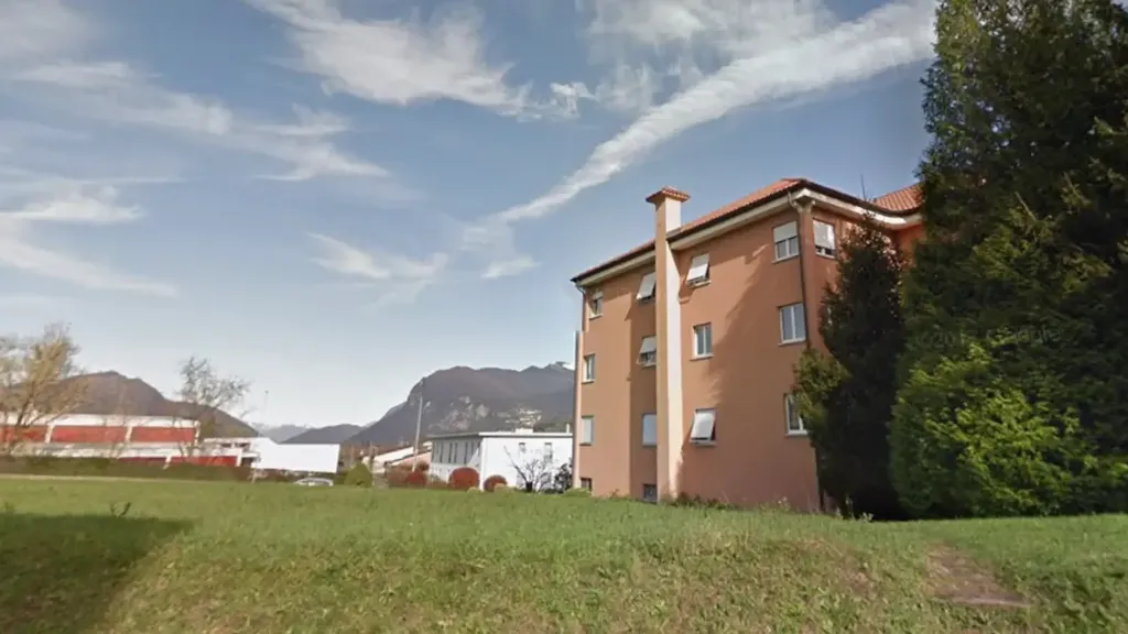 Välivaade - Rented Duplex with Parking in Como