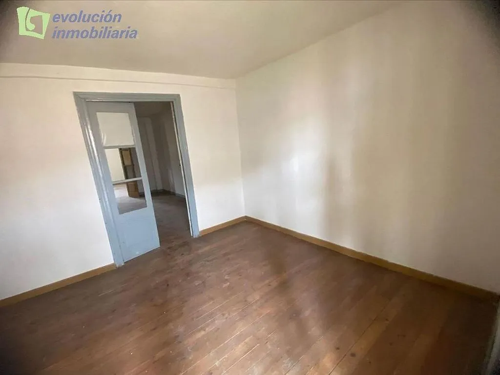 Toad - Central Flat with Balcony in Miranda de Ebro
