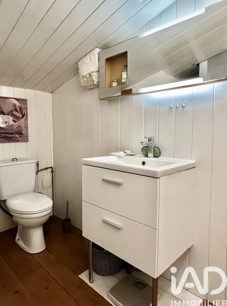 8-toaline maja asukohas Thairé