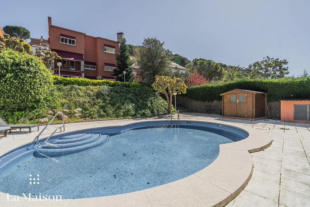 Pool - Luxury House with Pool in Arenys de Munt