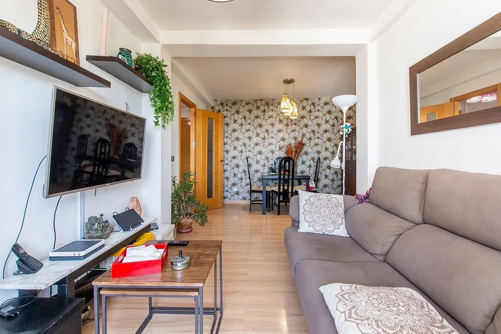 Séjour - Apartment with Terrace in Móstoles Centre