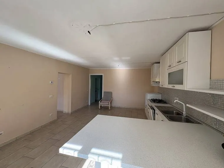 Küche - Rearranged Apartment with Balcony in Gallicano