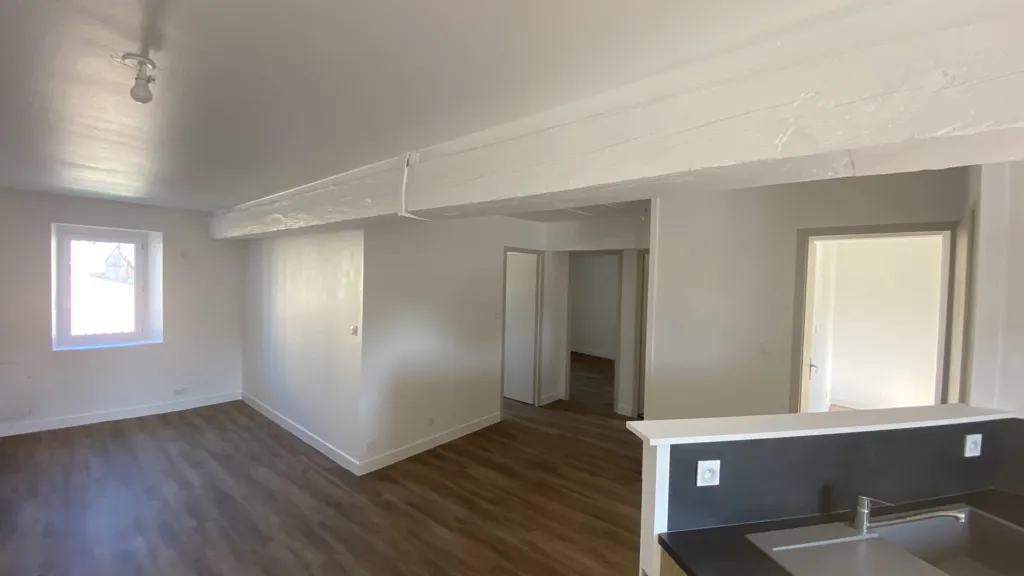 Köök - 3-Bedroom Flat in Central Herbiers