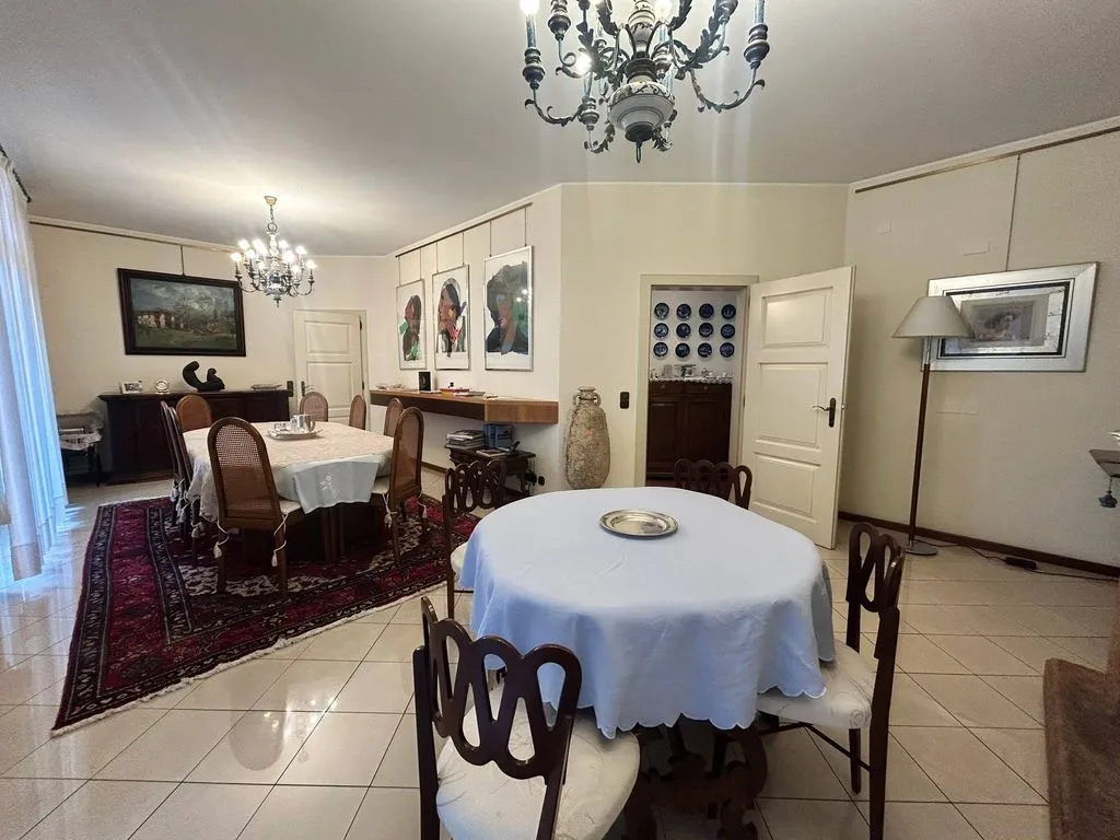 Salle à manger - Luxury Villa with Private Garden in Como