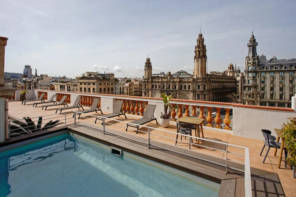 Piscina - Luxury Flat with Sea View on Paseo Isabel II, Barcelona