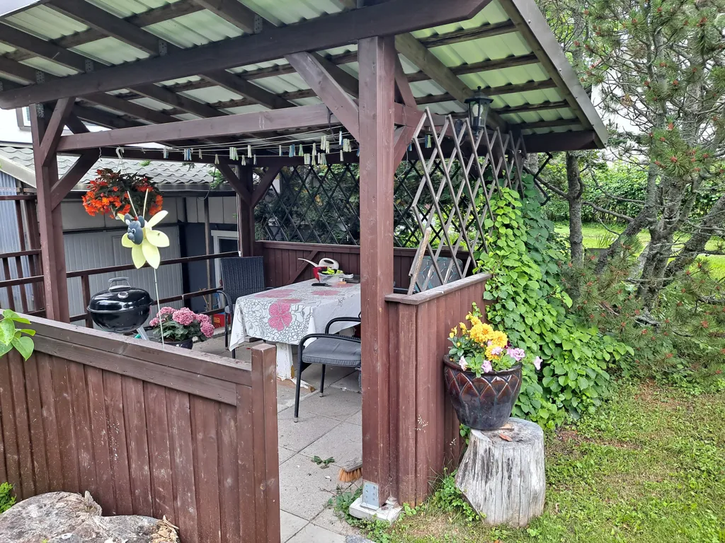 Terrasse - Detached House with Balcony in Popular Area