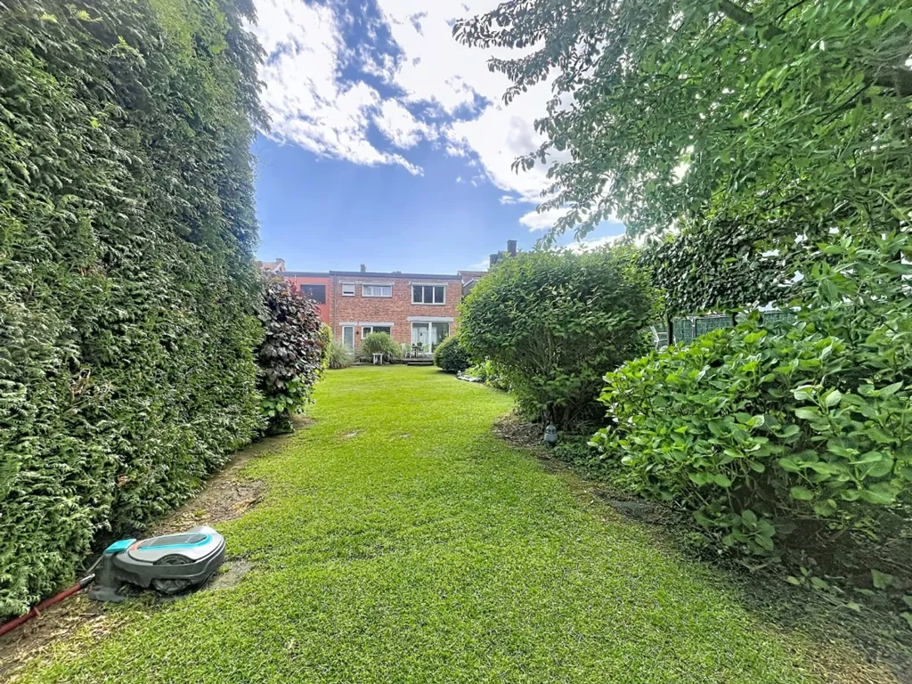Aed - Semi-Detached House with Garden in Herstal