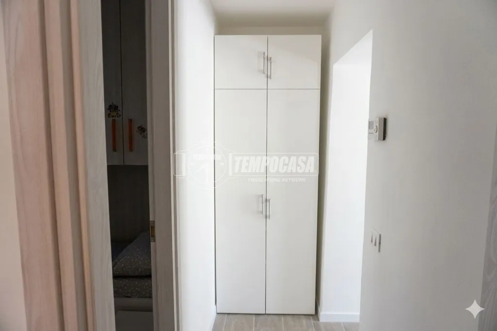 Pièces - Rear-Facing Apartment with Garden in Ancona
