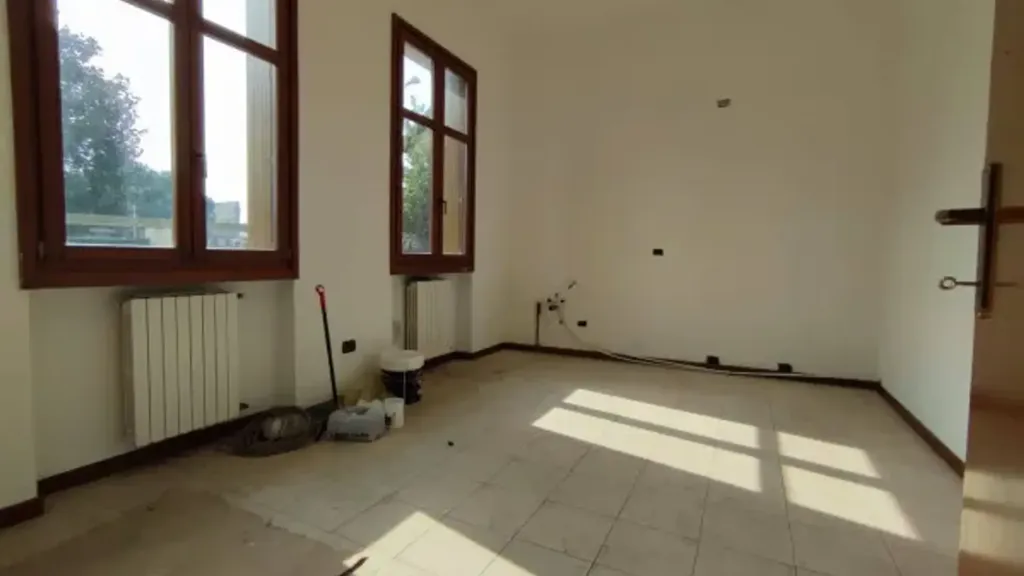 Toad - Solar-Powered Villa in Carugo