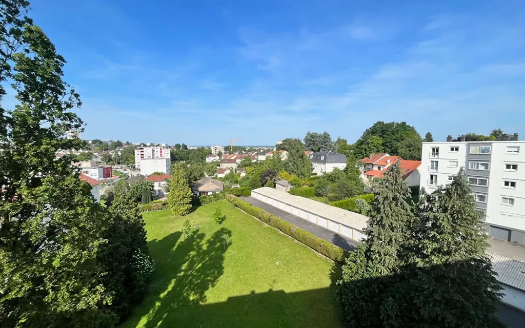 Vue aérienne - Appartement T3 avec Balcon à Limoges