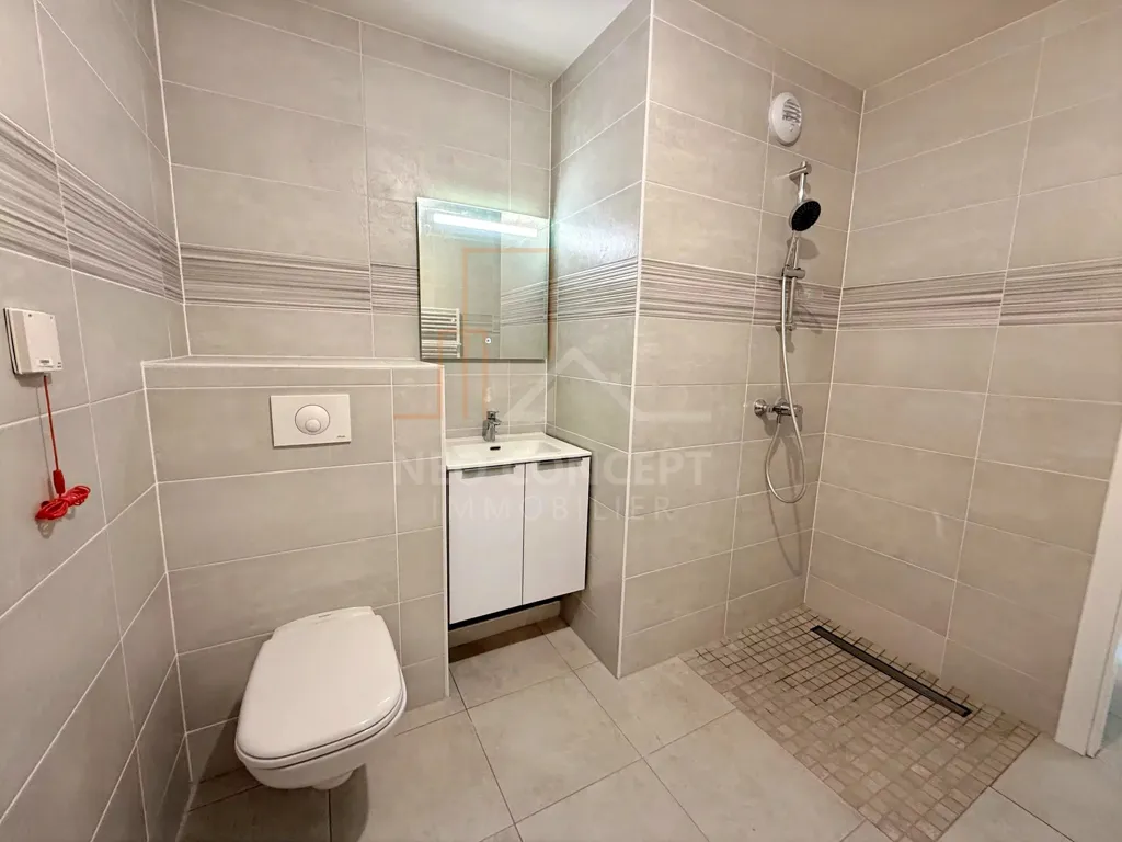 Bagni - Modern Flat with Terrace in Seebach