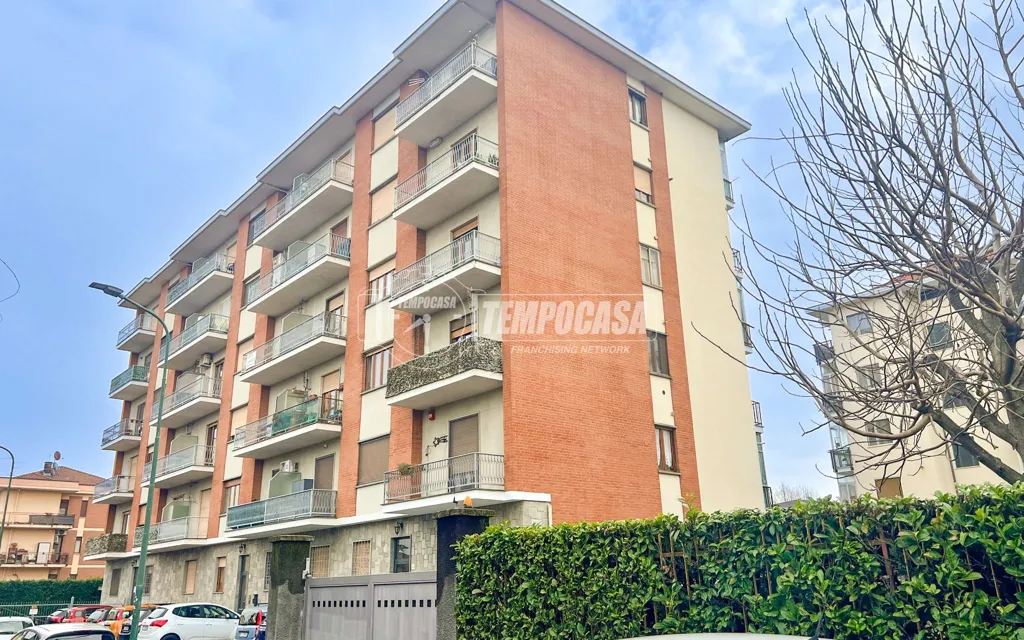 Välivaade - Three-Bedroom Flat with Panoramic View in Orbassano