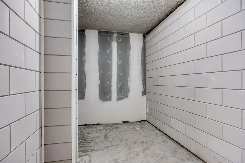 other_room