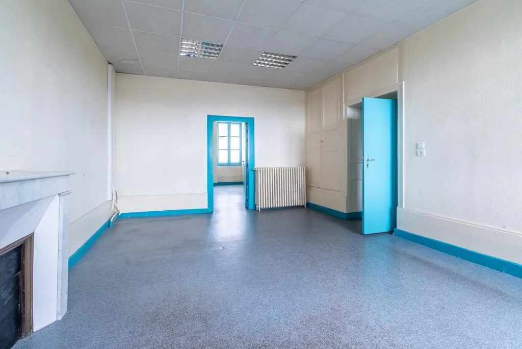 Pièces - Maison de Bureau sur 4 Niveaux à La Souterraine