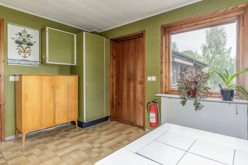 Söögituba - 1-Storey Villa with Garden in Lantlig Setting