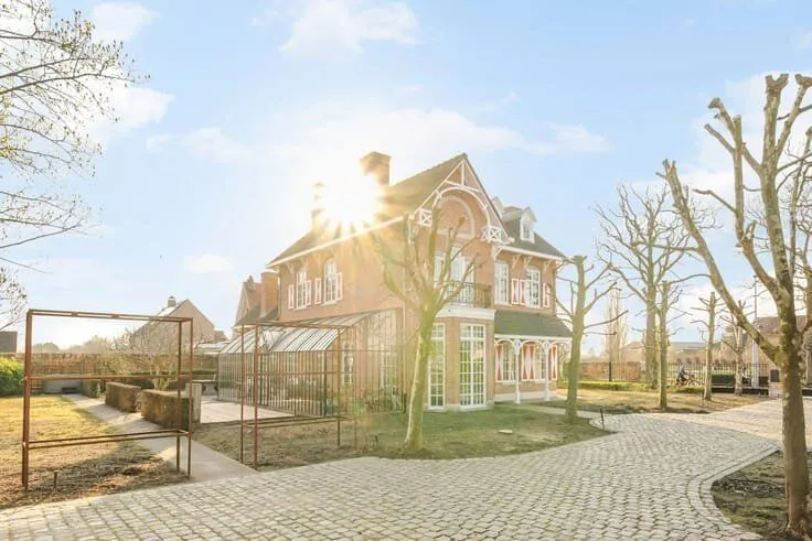 Välivaade - Eclectic Villa with Terrace in Weelde
