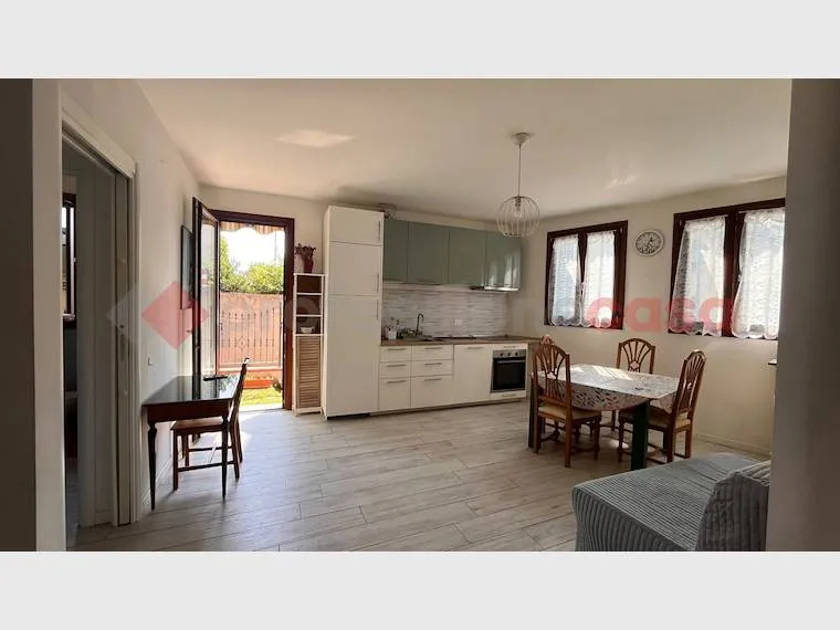 Cucina - Duplex with Private Garden in Rho