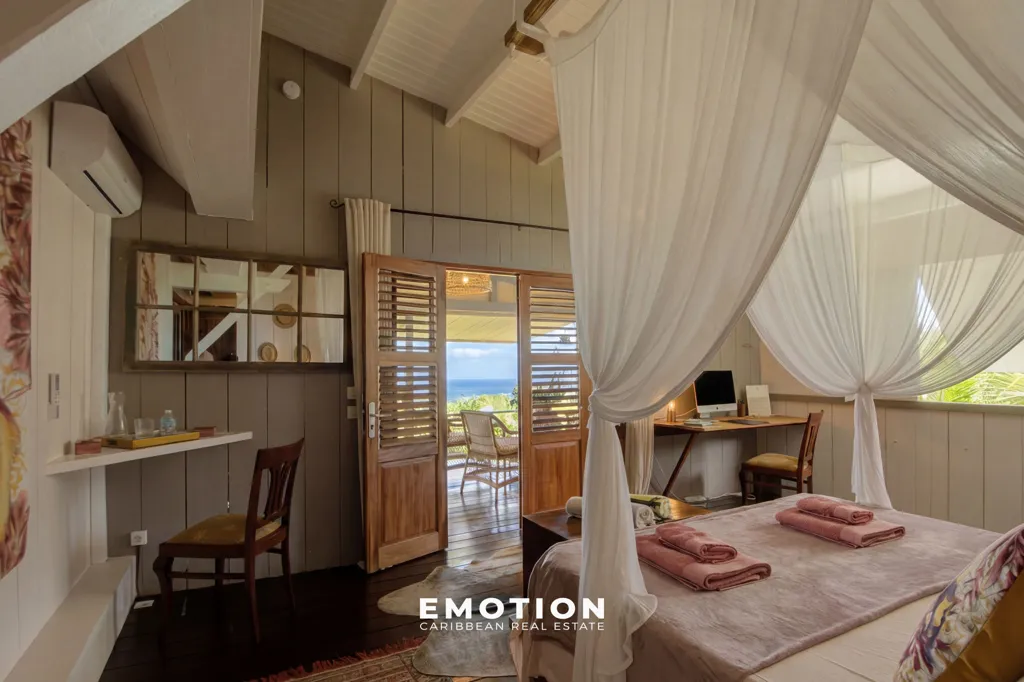 Magamistoad - House with Panoramic Sea View in Goyave