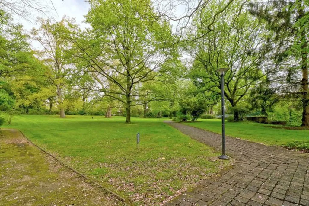 Jardin - Studio avec Piscine Commune près du Bois de la Cambre