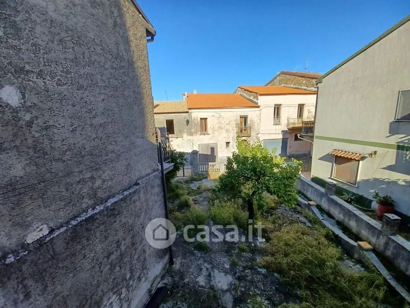 Aed - Historic House with Garden in Stella Cilento