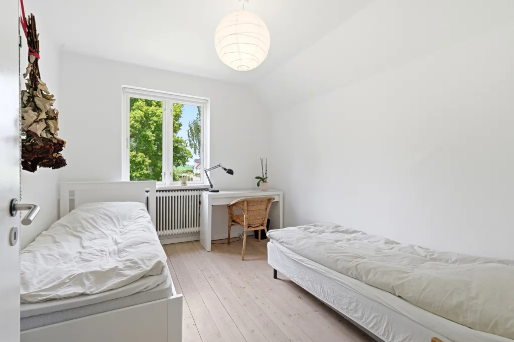 Chambres - Red Brick Villa with Garden in Øsby