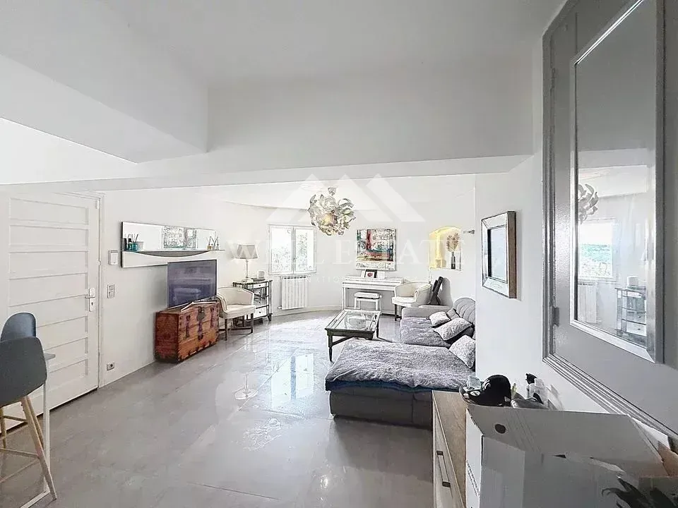 Séjour - Appartement Villa avec Piscine et Vue Panoramique à Nice