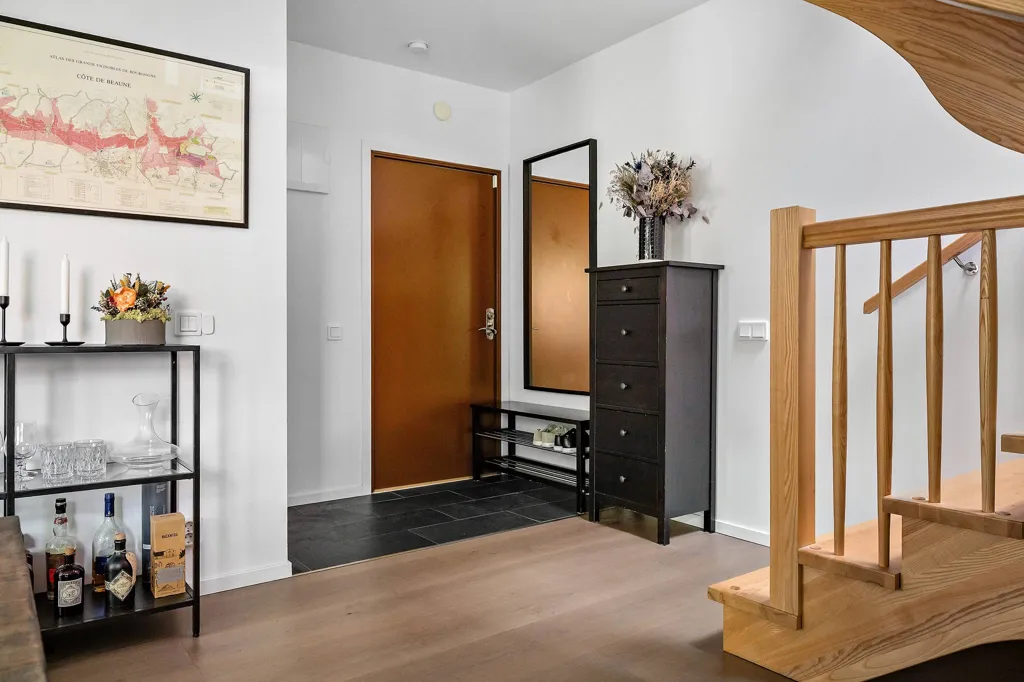 Esik - Open-Plan Apartment with Park Access in Lund