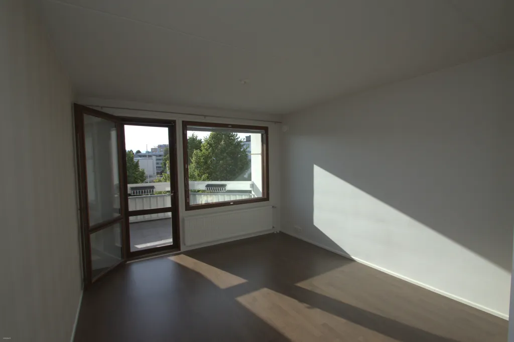 Pièces - Bright Penthouse with Balcony in Riihimäki