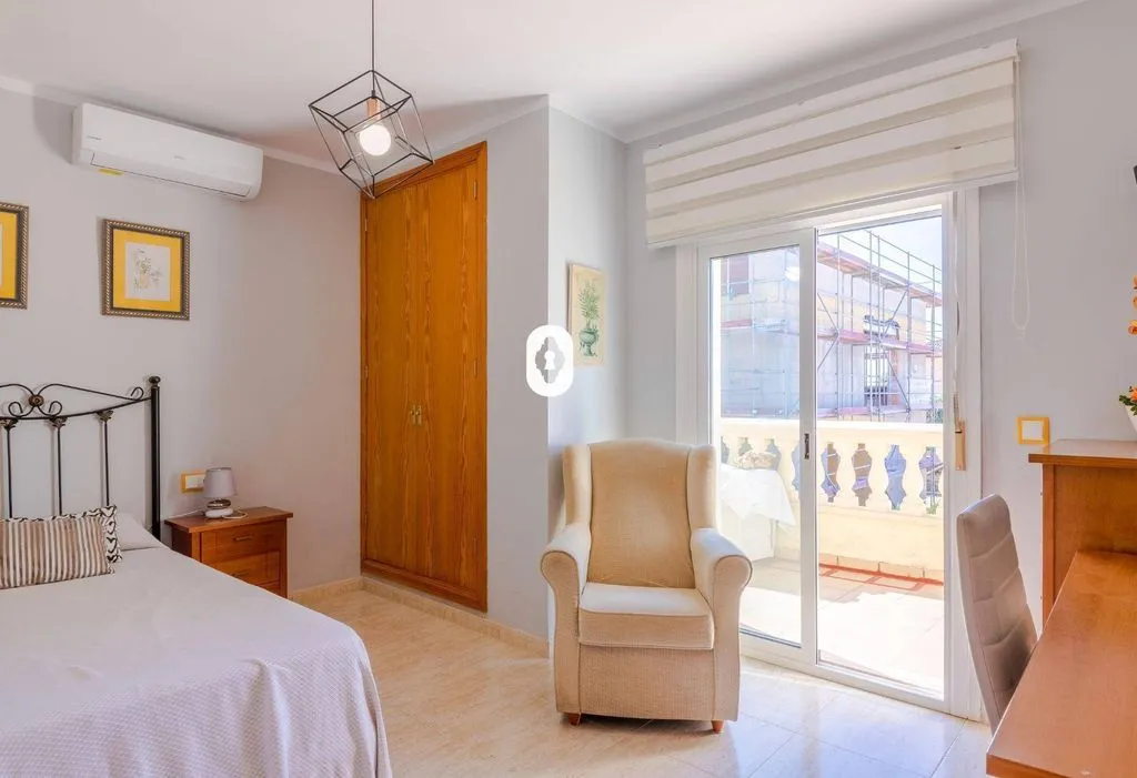 Chambres - Semi-Detached Villa with Pool in Playas de Muro