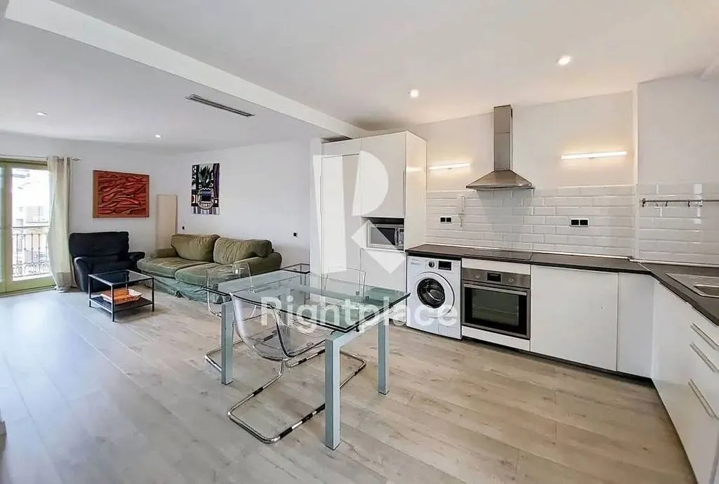 Soggiorno - Apartment with Terrace in El Raval, Barcelona
