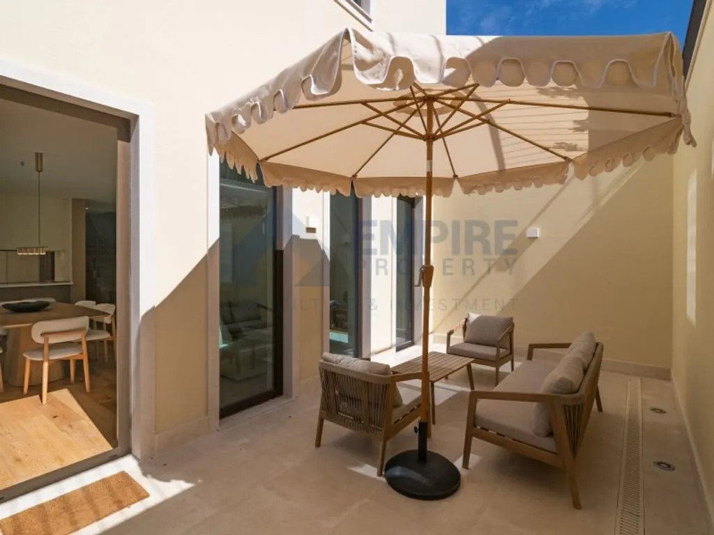 Terrazza - Luxury Duplex Flat with Garden in Monte Estoril