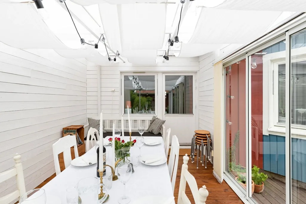 Terrace - Terraced House with Garden in Almby