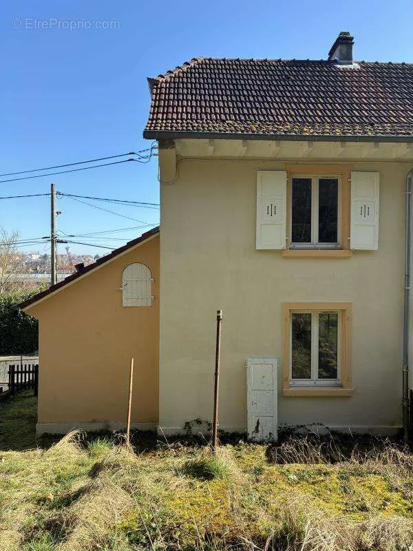Välivaade - Semi-detached House with Garden in Sarreguemines