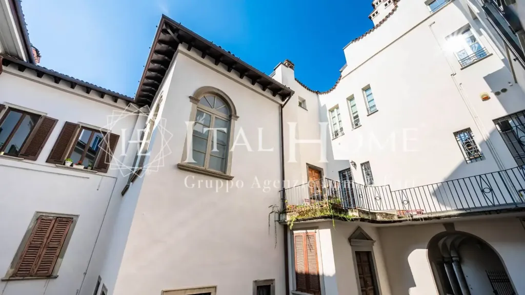 Aed - Noble Apartment with Balcony in Bergamo