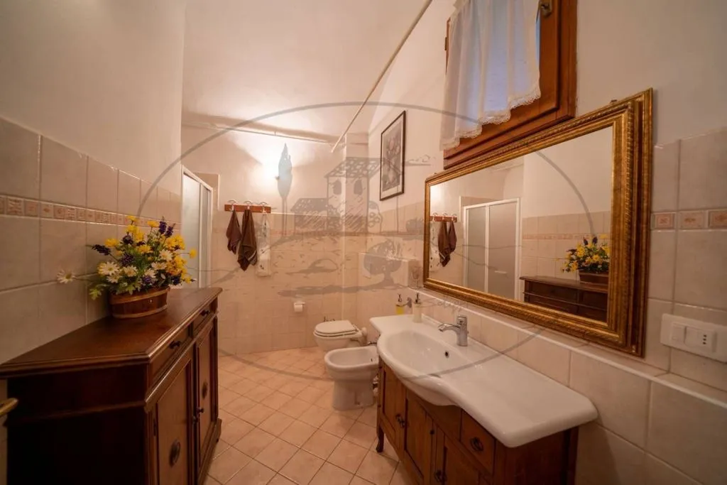 Vannitoad - Rustic Farmhouse with Multiple Uses in Figline Valdarno