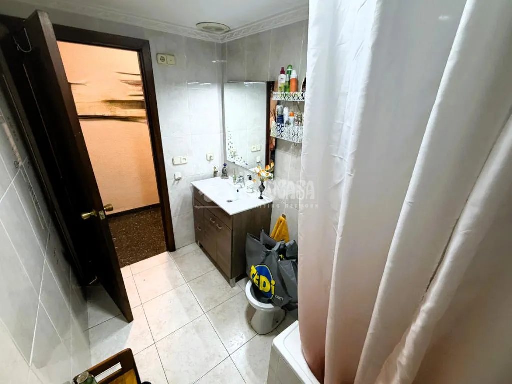 Vannitoad - Apartment with Terraces near Aiora Metro