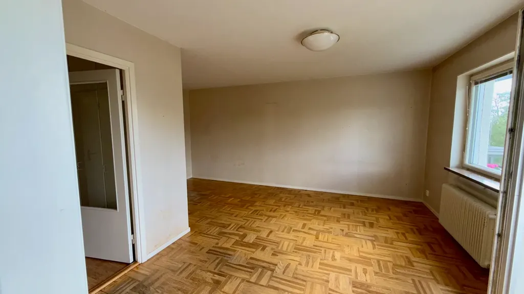 Rooms - Apartment with South-Facing Balcony in Järfälla