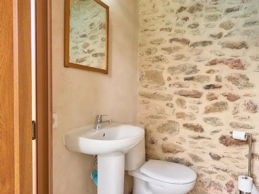 Salles de bain - Rustic Chalet with Pool in Santiz