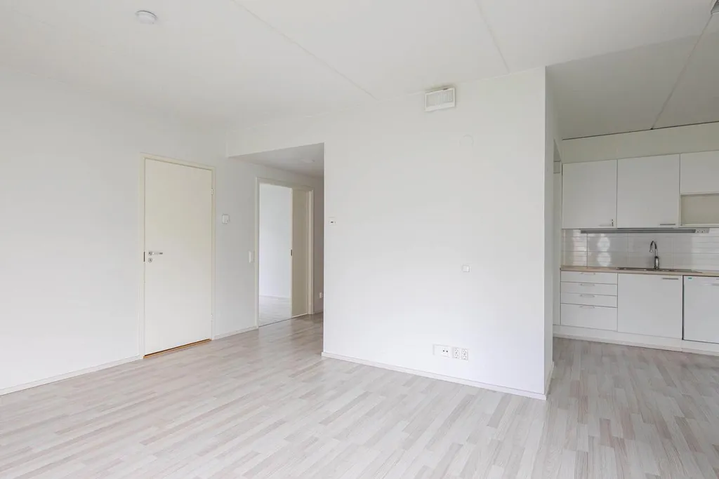 Elutuba - Spacious Apartment with Balcony in Suurpelto, Espoo