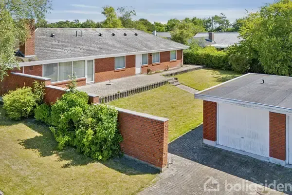 Õhuvaade - Villa with Central Location in Aalborg Øst