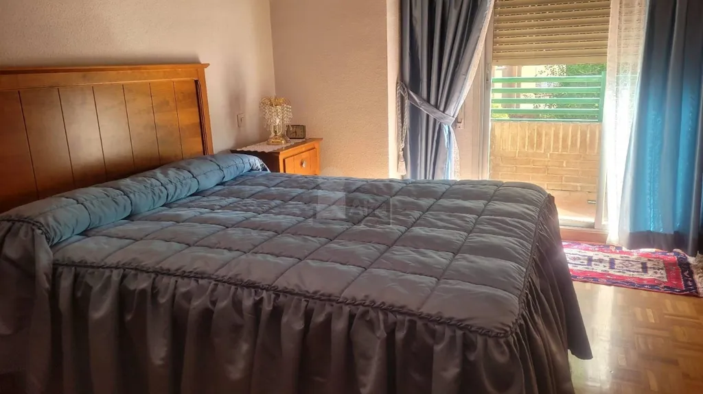 Chambres - Furnished Flat with Garden in Madrid