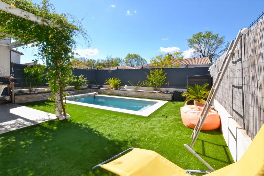 Bassein - Family House with Pool in Espondeville (34)