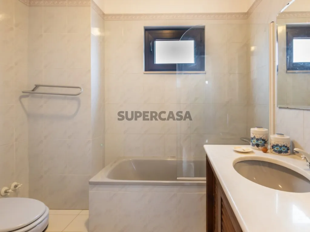 Salles de bain - Luxury Villa with Garden in Sesimbra
